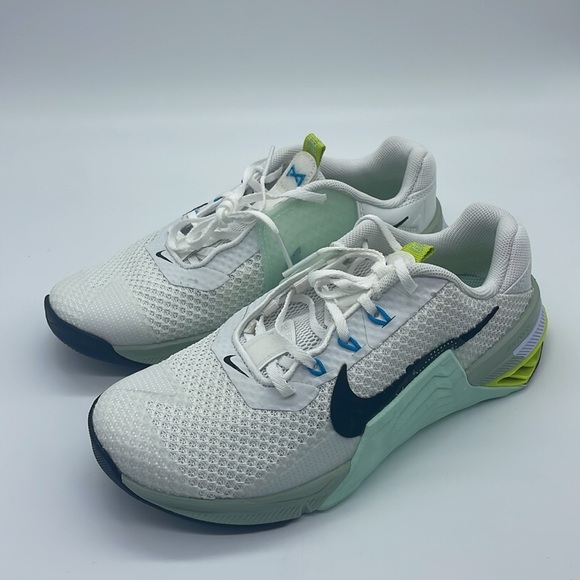 Nike Women’s Metcon 7 CZ8280-100 new with box new with box sea foam green - Picture 5 of 6